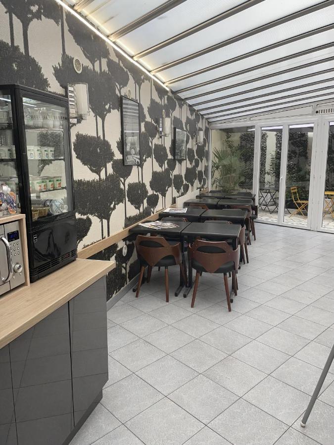 Hotel Hipotel Lilas Gambetta Parijs